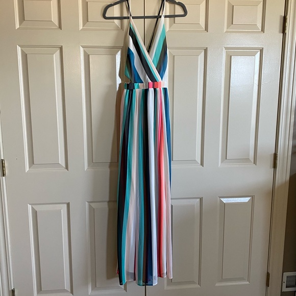 NWT Express Striped Surplice Lace-Up Back Maxi Dress in Multicolor Stripe - Picture 11 of 14